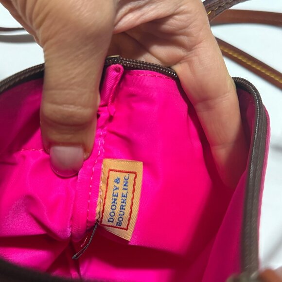 Vintage Dooney & Bourke North South Triple Zip Crossbody – Pink Nylon - Picture 10 of 12